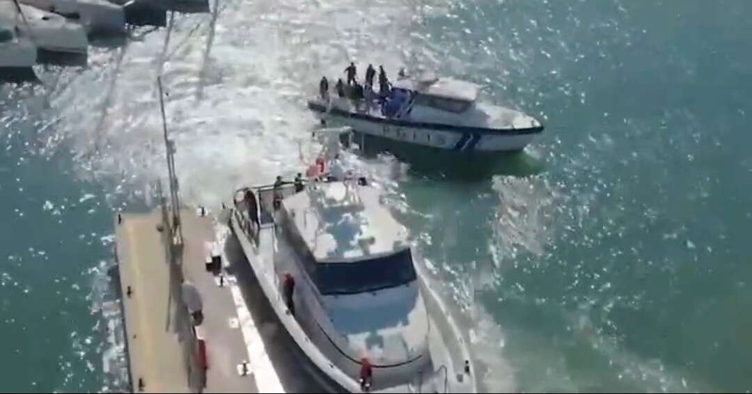 İzmir’de Nefes Kesen Uyuşturucu Operasyonu: Teknede 764 Kilo Skunk Ele Geçirildi 2